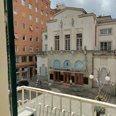 Il Balcone Sul Teatro Apartment ลาสเปเซีย ภายนอก รูปภาพ
