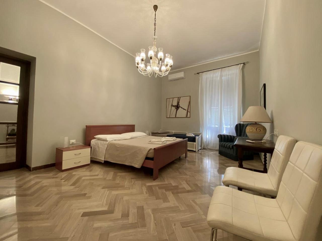 Il Balcone Sul Teatro Apartment ลาสเปเซีย ภายนอก รูปภาพ