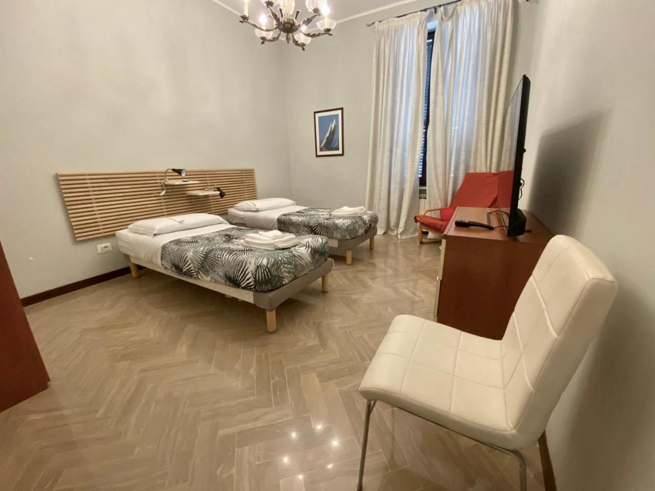 Il Balcone Sul Teatro Apartment ลาสเปเซีย ภายนอก รูปภาพ